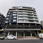 503 The Cosmopolitan