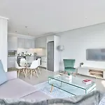 503 The Cosmopolitan